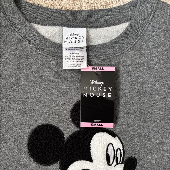 NWT Disney Mickey Mouse Hi Low Sweatshirt Front Raised Mickey Logo Gray Sz Small - Picture 4 of 10